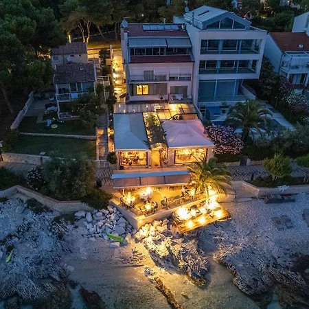 Apartment Traumhaftes Studio-apartment Direkt Am Von Rovinj