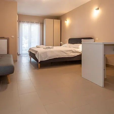 Traumhaftes Studio-apartment Direkt Am Von